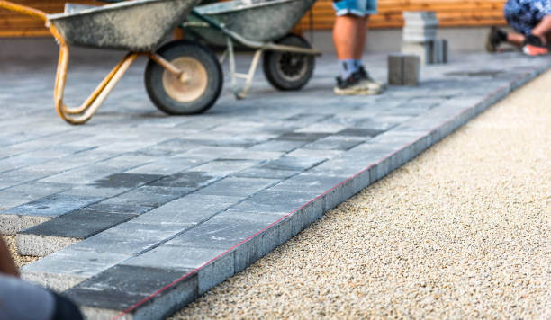 Best Concrete Sidewalk Installation  in Stewart Manor, NY